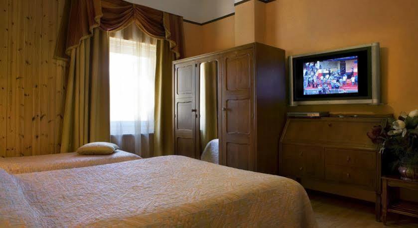 Hotel Savoy Colle Sestriere Exterior photo